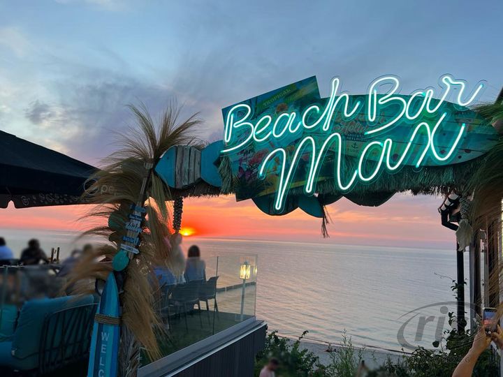 Neon Beach Bar Max